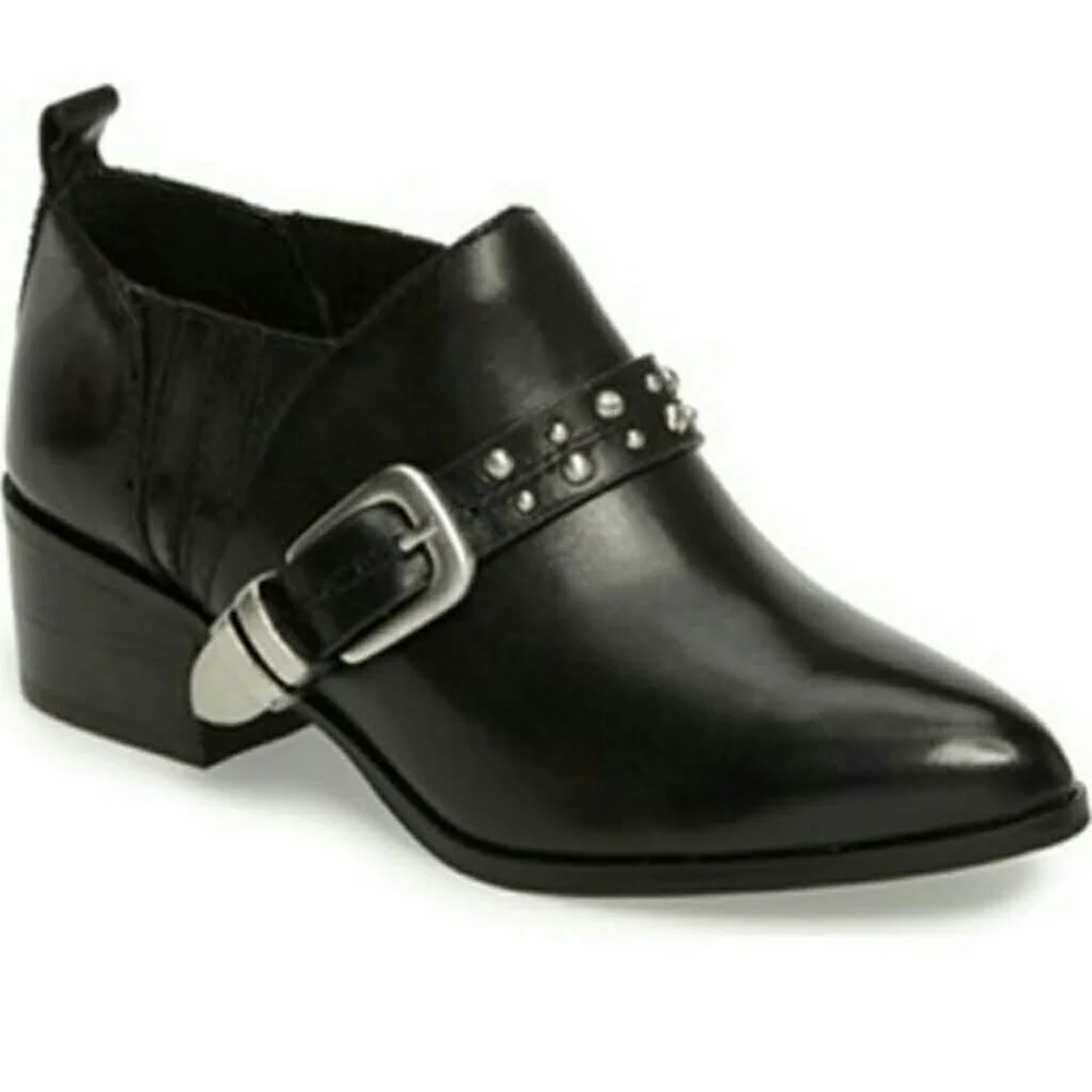 BCBGeneration Shoes - Picture 4 of 15